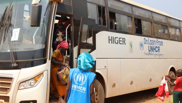  Rapatriés de Tanzanie abandonnés : « On nous a menti sur l'accueil promis »